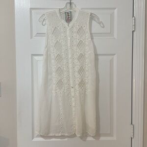 Johnny Was White Eyelet Button Front Tunic Shirt S/L Rayon Boho Festival Size XS